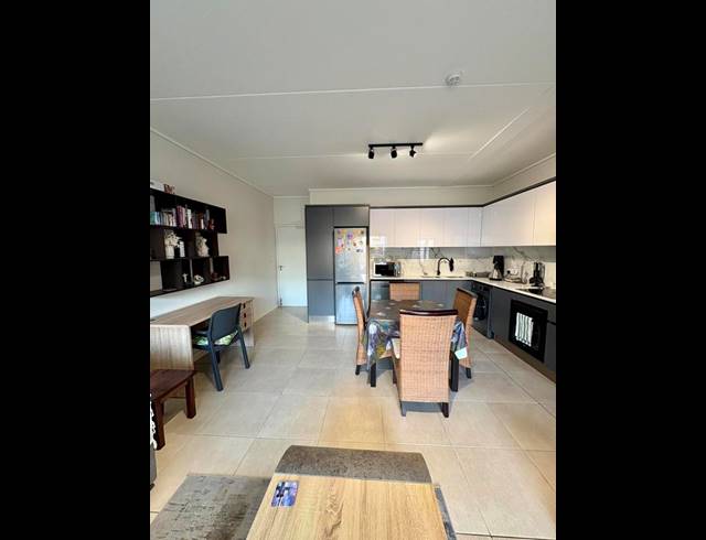 2 BEDROOM PROPERTY TO RENT IN THE HUNTSMAN